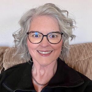 Meet your Posher, Becky